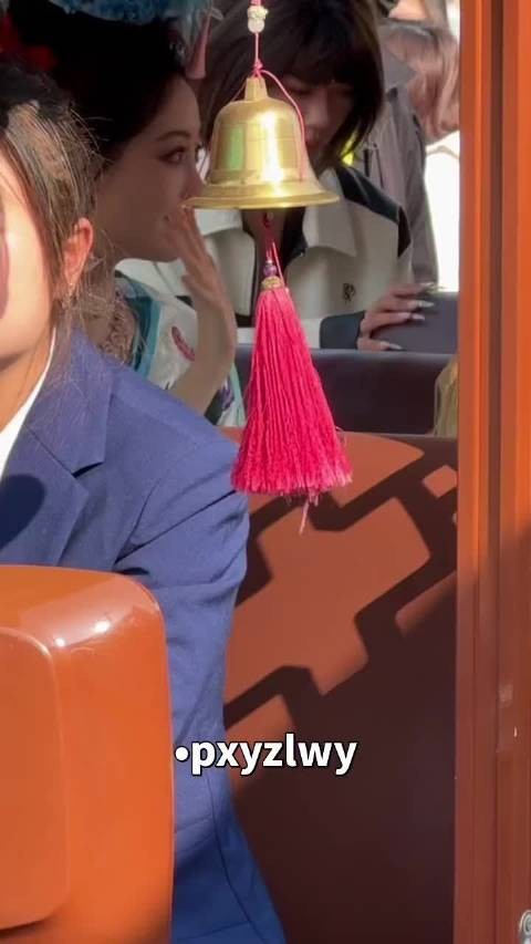 站姐拍穆祉丞全程被杨迪金毛狮王造型吸睛，迪哥的镜头存在感真的很强