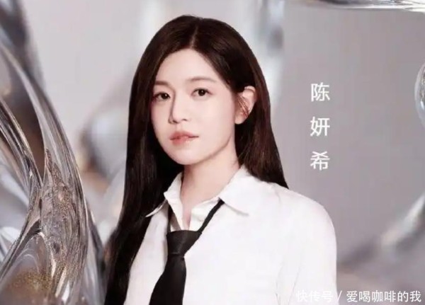 星光大赏AnotherME红毯：明星造型争奇斗艳，时尚盛宴璀璨开启