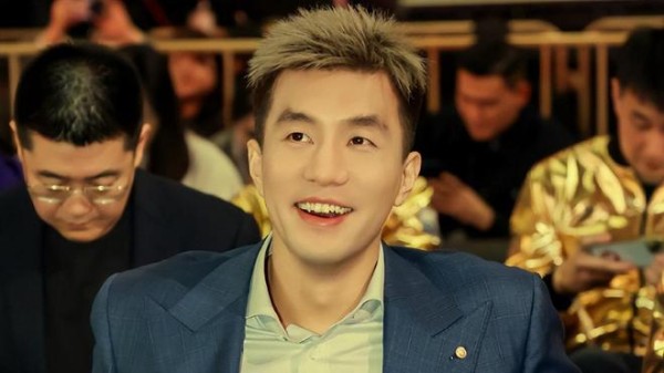 郭艾伦行程满满!虽丢了芝麻,但却捡了个大西瓜,NBA全明星不见不散