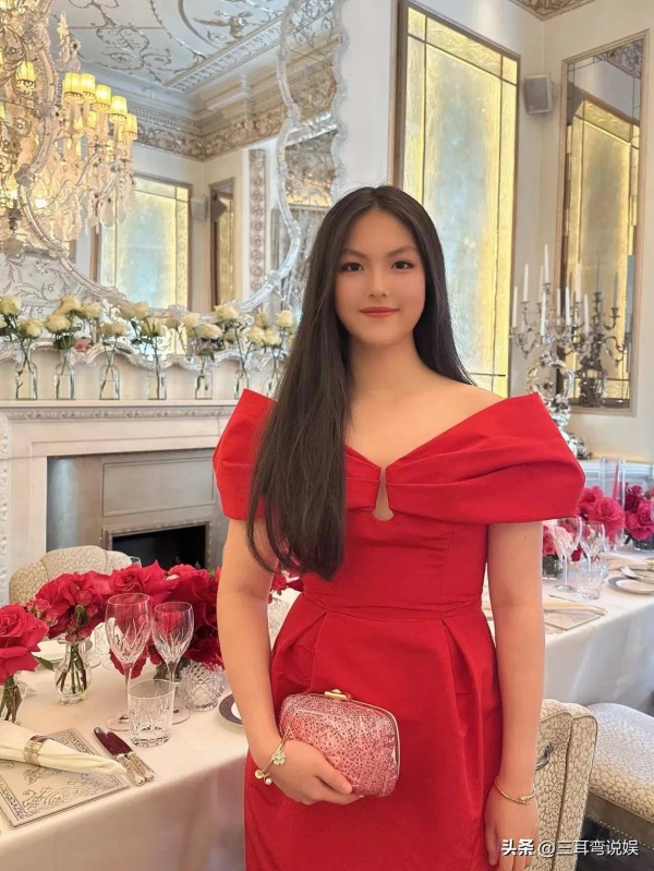 王诗龄16岁生日，李湘为她办豪华派对，王岳伦也赶去英国为女庆祝