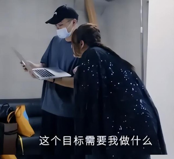 杨天真瘦身100斤，放下标签，40岁重新开始，11字回应震惊网友