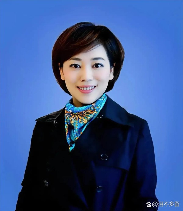 主持人劳春燕的十六大身份简历： ...@泪不多留的动态