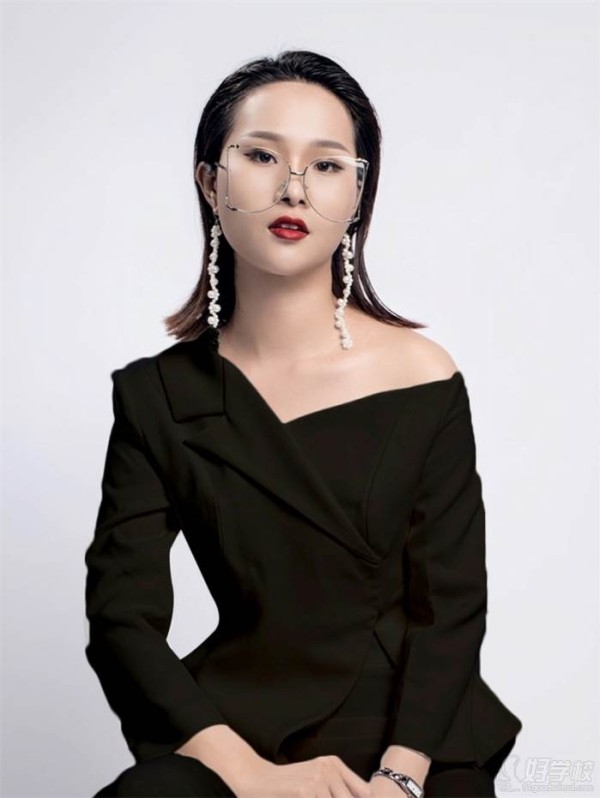 纹绣培训,形象设计培训,化妆培训,美甲培训,美发培训,美容培训魏薇老师-1