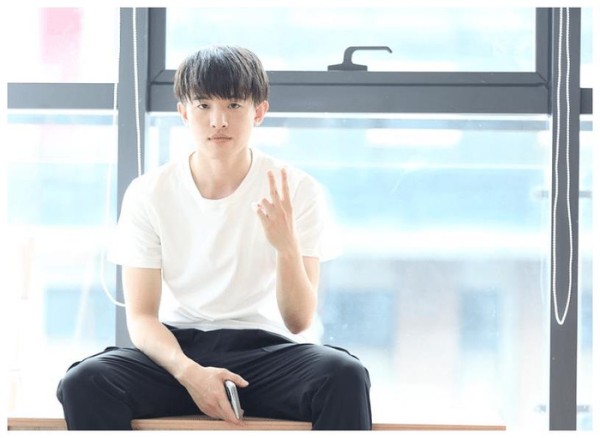 偶像练习生的奋斗故事，看完之后就能知道，他们有多努力了