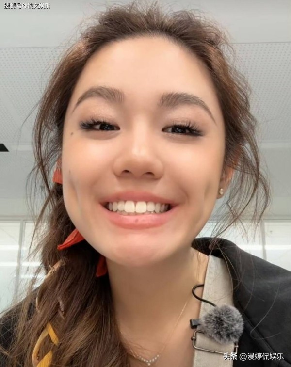 钟镇涛官宣女儿出道，颜值与才华兼备，唱歌更是动人心弦