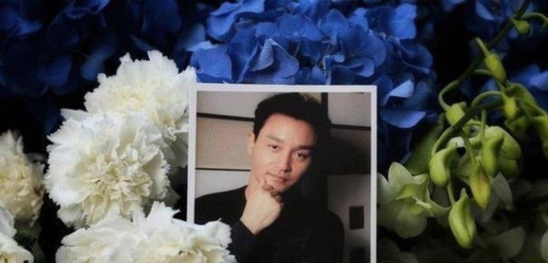 一觉醒来，张国荣的粉丝都懵了，那些我们以为早已尘埃落定的往事，突然被重新提起，引发深层次的回忆与讨论