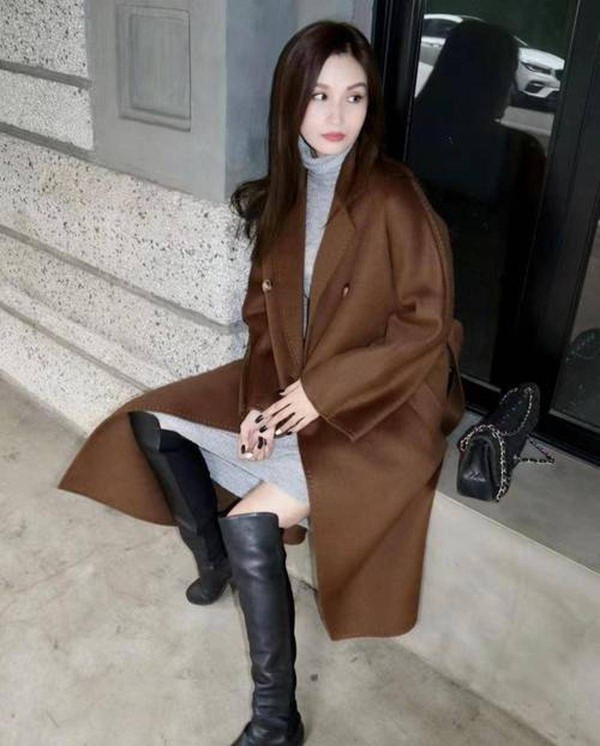 冬日焦糖色系穿搭，暖调温柔显贵又耐看