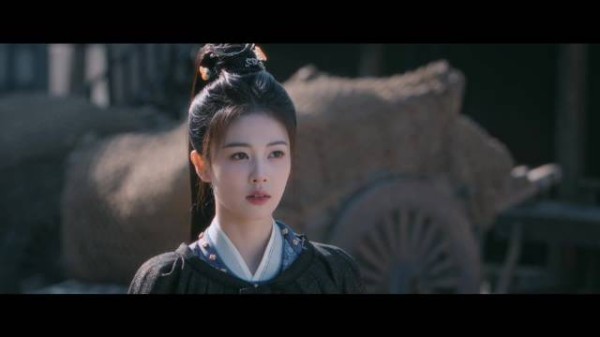 白鹿《唐宫奇案》打戏曼妙双刀白绫刚柔并济