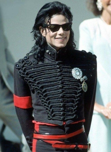 死后仍影响世界的几位巨星，张国荣李小龙上榜，而他是无法超越的