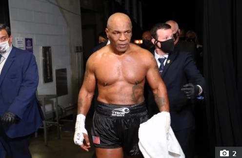 万万没想到（泰森真能打出800公斤吗）真泰森遭假泰森挑战，对手拿过七个黑带，