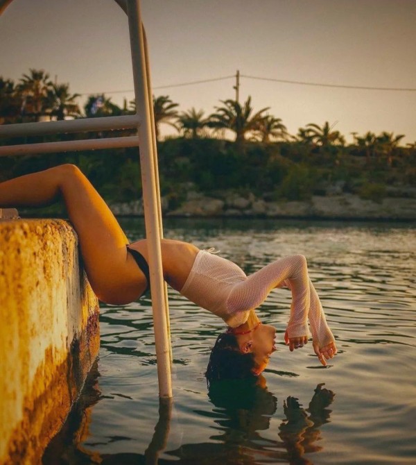 脱口秀演员的星盘秘密：解读星座与成功的契合