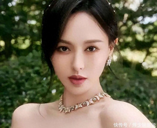 唐嫣罗晋婚变传2个月，44岁罗晋高调官宣，唐嫣反应太亮眼