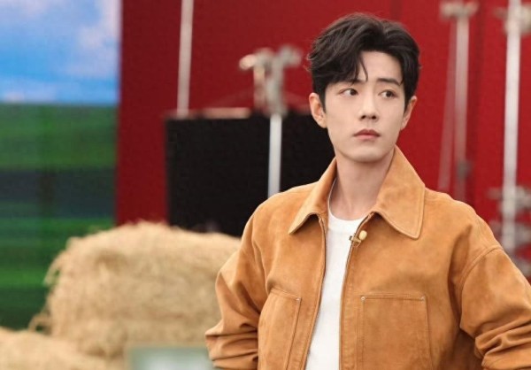 黄晓明综艺采访锐评肖战！坦率揭示肖战两大亮点，令人欣赏