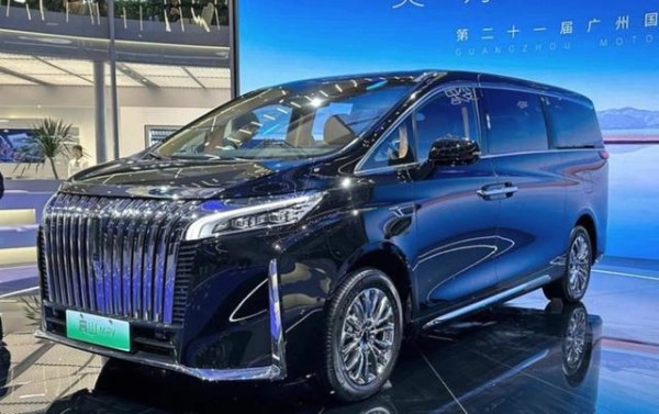 春晚的门槛有多高，大家都懂，但比上春晚更“显眼包”的是成为大腕儿明星接送的“御用座驾”，而这背后隐藏的门道才真正让人震撼-有驾