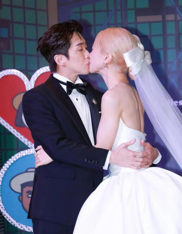 2个细节告诉你，为什么这场明星婚礼特别真实