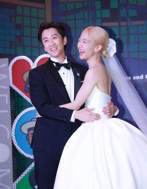 2个细节告诉你，为什么这场明星婚礼特别真实