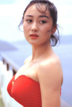 盘点娱乐圈由“小三转正”的女星