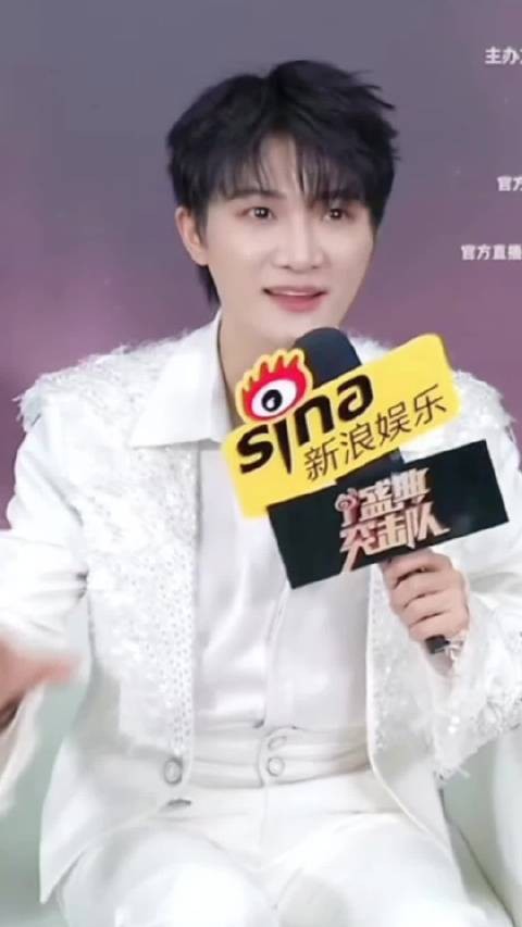 所以说是贴片了 急急急急急急