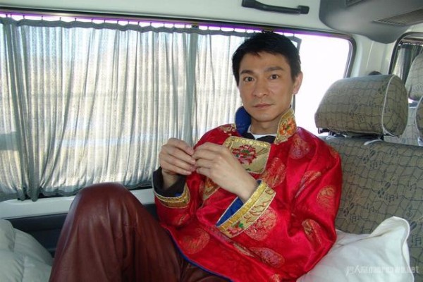 刘德华被侵权？状告企业胜诉！天价赔偿费企业叫苦不迭