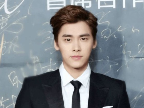 80后明星李易峰，如今实力在线，娱乐圈前辈评价很高