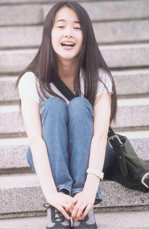 内地金牌经纪人宝刀未老，慧眼识珠成艺考赢家？早年经历引热议