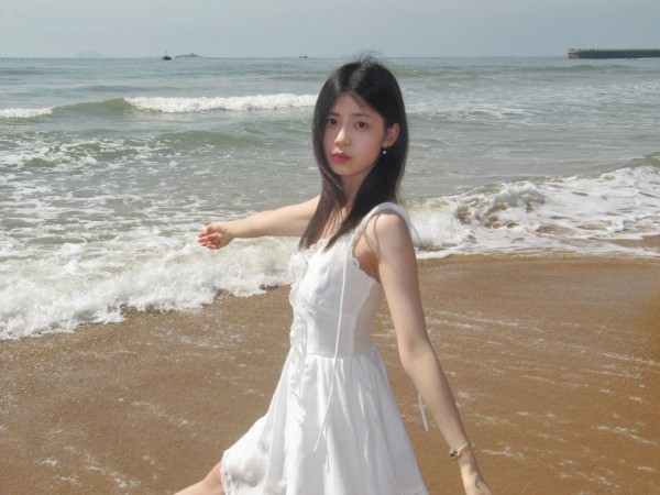 华晨宇“圈地”背后：明星跨界地产，是投资远见还是流量游戏？