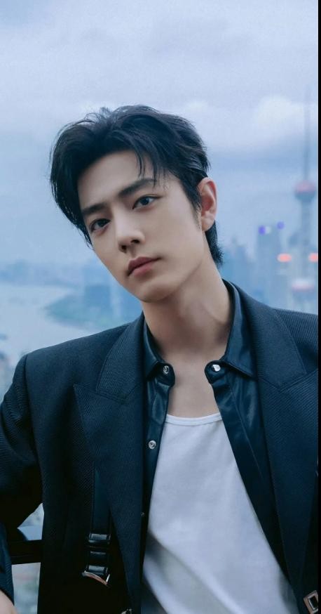 娱乐圈动态：明星合作与作品进展全面解析