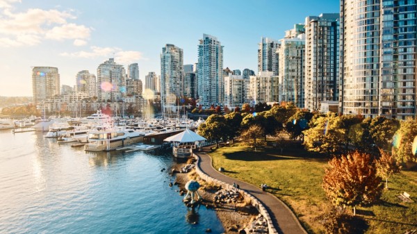 温哥华的华人明星的豪宅都在哪个区