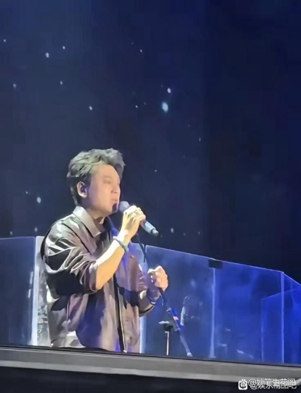 笑不活了！娱乐圈这些“社死名场面”火遍全网，看完直接笑到捶桌