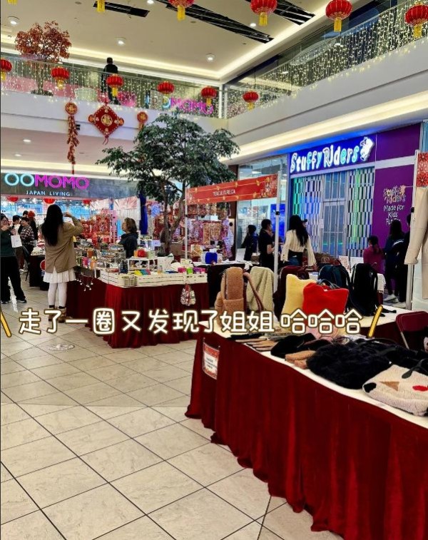 59岁王祖贤近照曝光绝了！暴瘦后穿白丝袜少女感十足，女神归来？