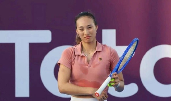 7000万？郑钦文这步棋藏着多少商业玄机