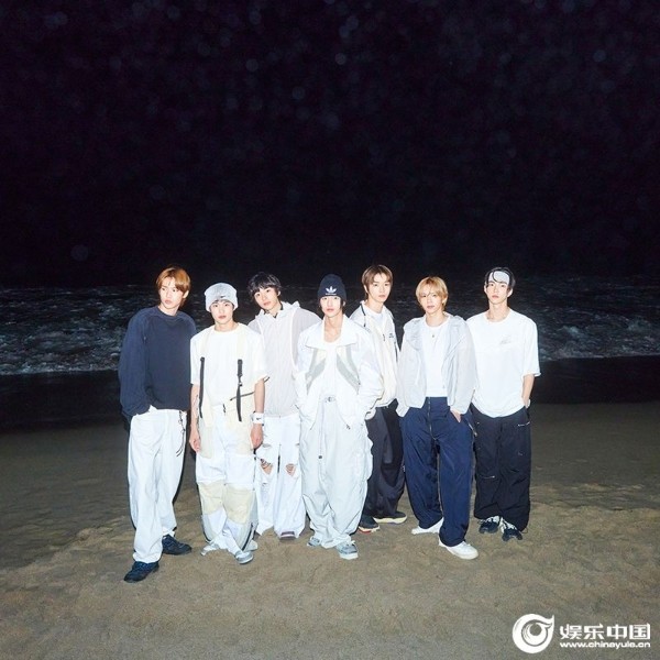 RIIZE集体预告照 1.jpg