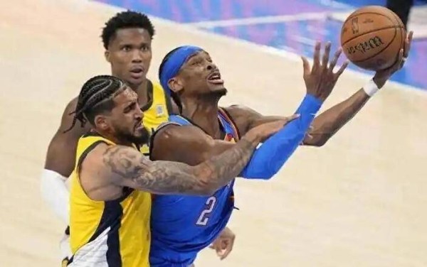 西部第一突遭重击：亚历山大伤停全明星，雷霆紧急交易麦凯恩！