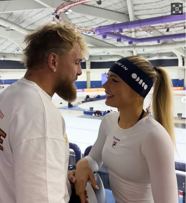 网红拳击手杰克·保罗和荷兰速滑代表尤塔·莱尔丹