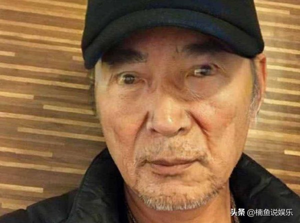 年轻时英俊潇洒，老了快要认不出来，这4位男明星花期太短了！