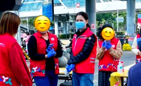 明星志愿者的全力贡献与抗疫行动