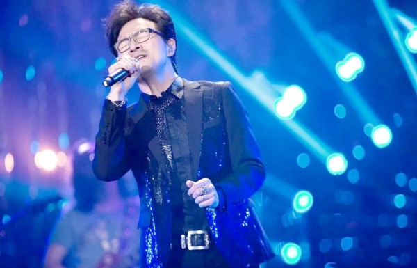 《歌手》第二季首期精彩回顾：七位实力歌手同台献艺