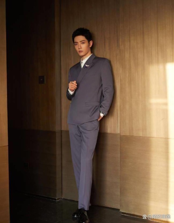 星光大赏：肖战王一博同框，陈飞宇罗云熙同台，红海点亮全场