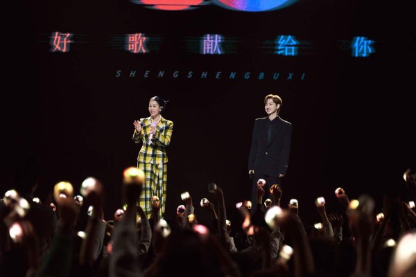 二十年前的经典重现！那英、孙楠同台唱响《只要有你》，《声生不息·华流季》收官