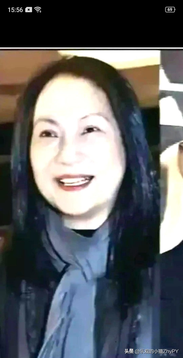 乐观的小猫ZhyPY：凌晨三点直播间突然炸锅！

汪小菲顶着黑眼圈甩出惊天猛料：“孩子抚养费早就锁进信托基金了！”这句话直接点燃吃瓜群众的八卦雷达，有网友翻出去年9月徐家别墅灯火通明办派对的旧照，而同一时间段保姆正抱着高烧39度的孩子冲急诊室，时间线重叠细思极恐。

台媒曝光的协议文件惊现“2亿台币遗产+内地商业版图”的豪门配置，大S给两个孩子的财产规划堪比韩剧《继承者们》。

可徐家大姐“孩子钱...