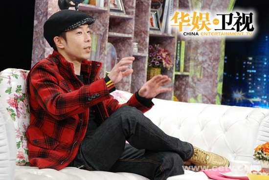 黄贯中做客《静距离》自曝当年加入Beyond替补