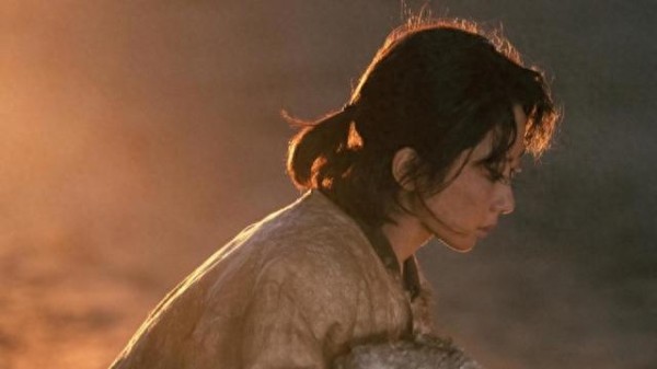 “沾泥带土”的角色，如何成了女演员的转型“速通卡”？