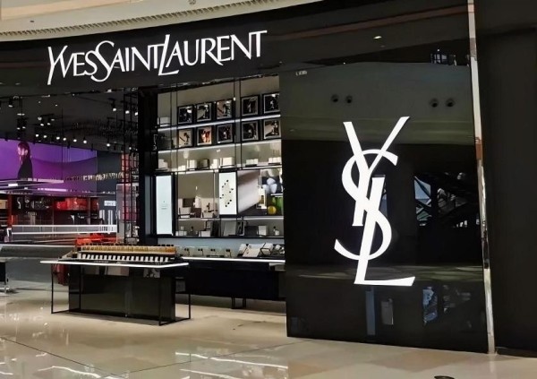 国货美妆卷向高端，YSL圣罗兰迎来挑战