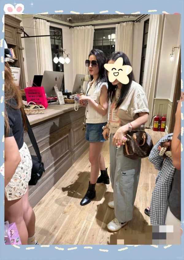 刘亦菲多样风格：时尚与随性之间的碰撞