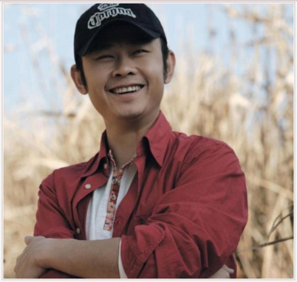 刀郎从酒吧到人大代表逆袭，那英杨坤资源再强也比不过这份硬实力！