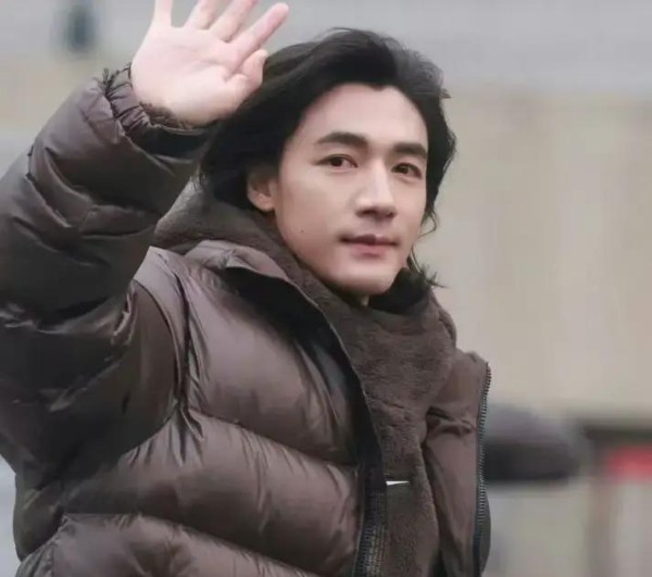 2024春晚明星图谱：流量与戏骨的拉锯战