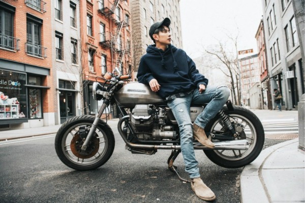 冯建宇：潜力演员，人气歌手