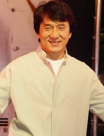 时尚：星座解析热衷慈善事业的当红明星