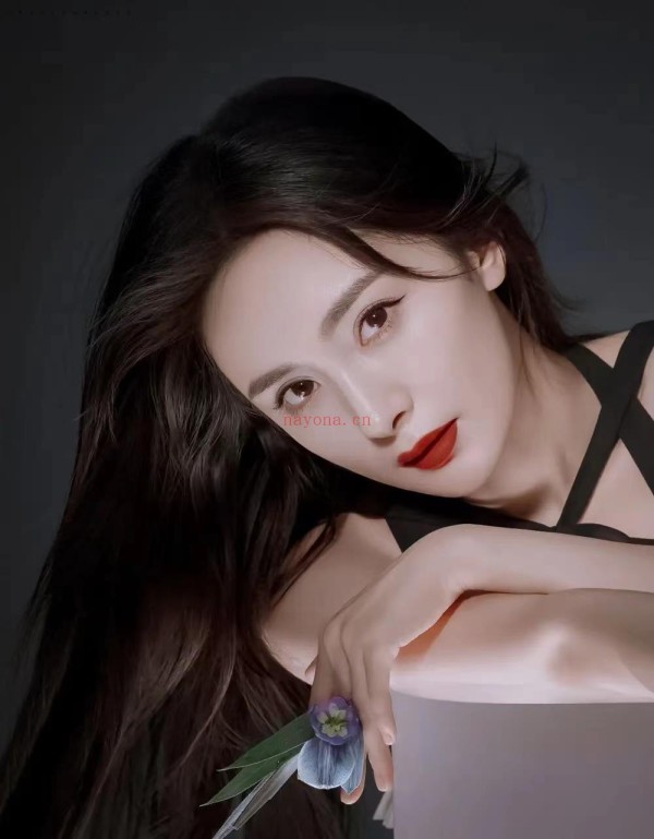 杨幂的个人星座星盘分析 杨幂事业婚姻离婚原因分析