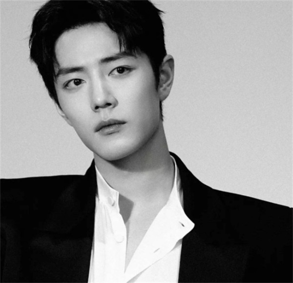 明星绯闻解析：背后的真相与流言